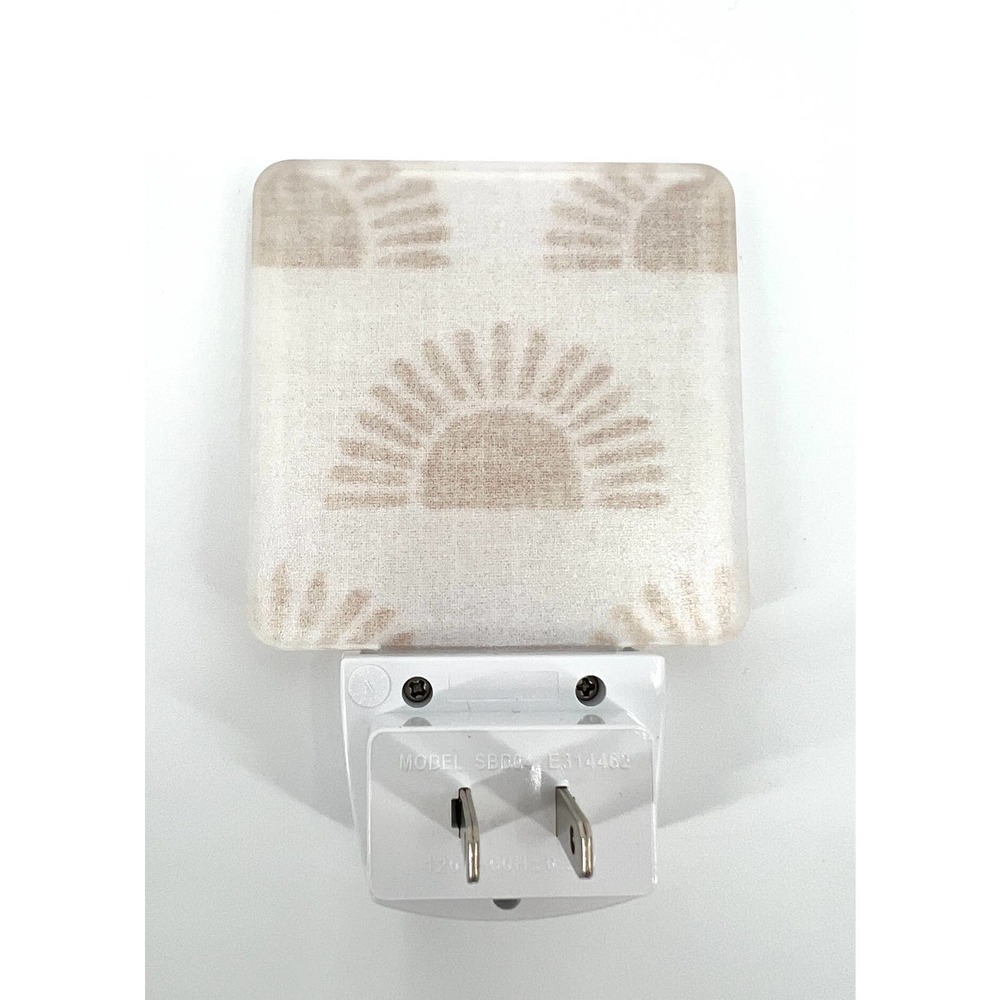 Sunrise Nightlight LED Nursery Home Kids Shower Gift Auto On Off Plugin - Picture 3 of 4